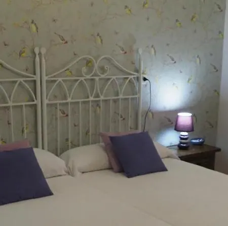 Hospedium Almanzor Guest house 2*