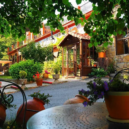 Guest house Hospedium Almanzor 2*