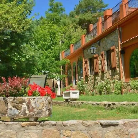 Hospedium Almanzor Guest house 2*