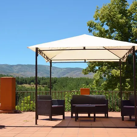 Hospedium Almanzor 2*