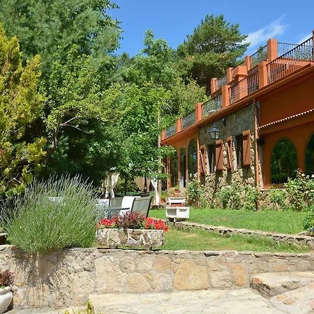 Hospedium Almanzor Maison d'hôtes 2*