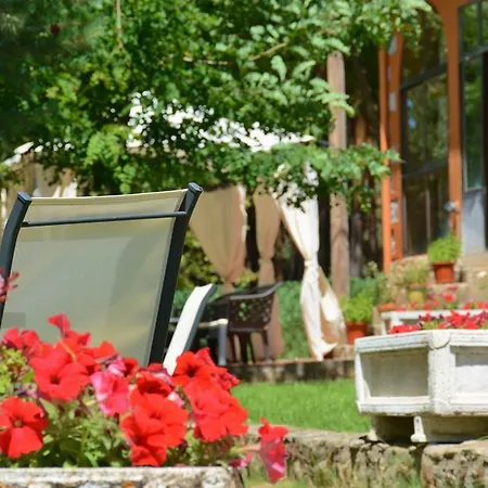 Hospedium Almanzor 2*