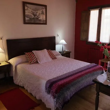 Hospedium Almanzor Guest house